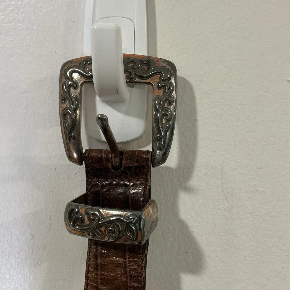 Vintage Fossil Women's Belt Size M Leather Silver Tone Conchos‎ Floral Western